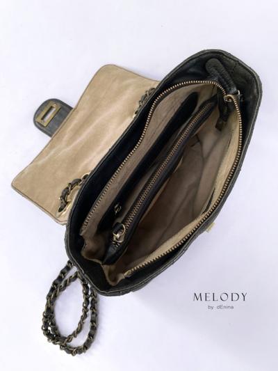 Melody Medium Hitam