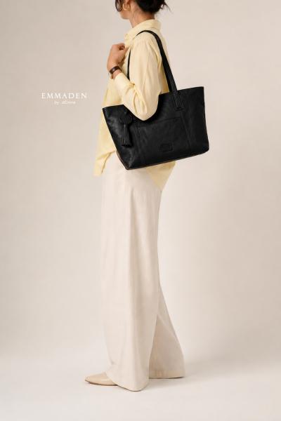 Emmaden Hitam